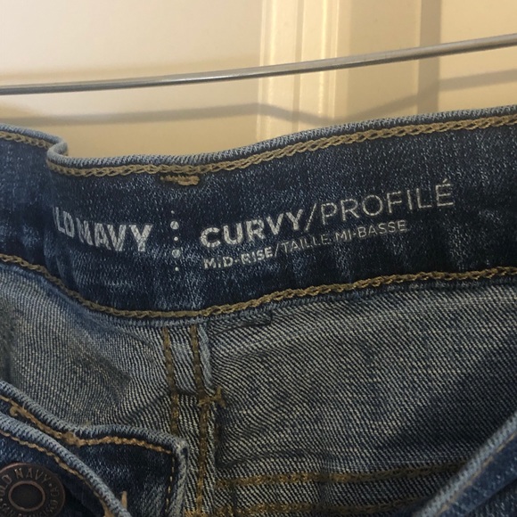 Distressed Skinny Jeans - Picture 3 of 4